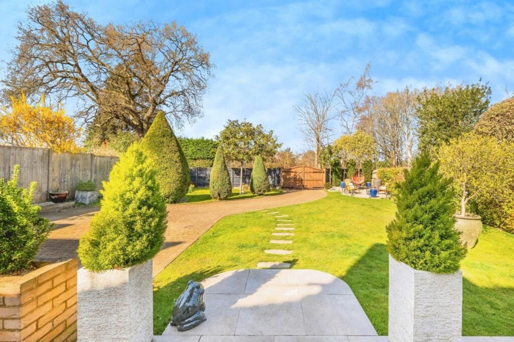Additional image 3 of 4 bed detached house for saleThe Fairway, Midhurst GU29