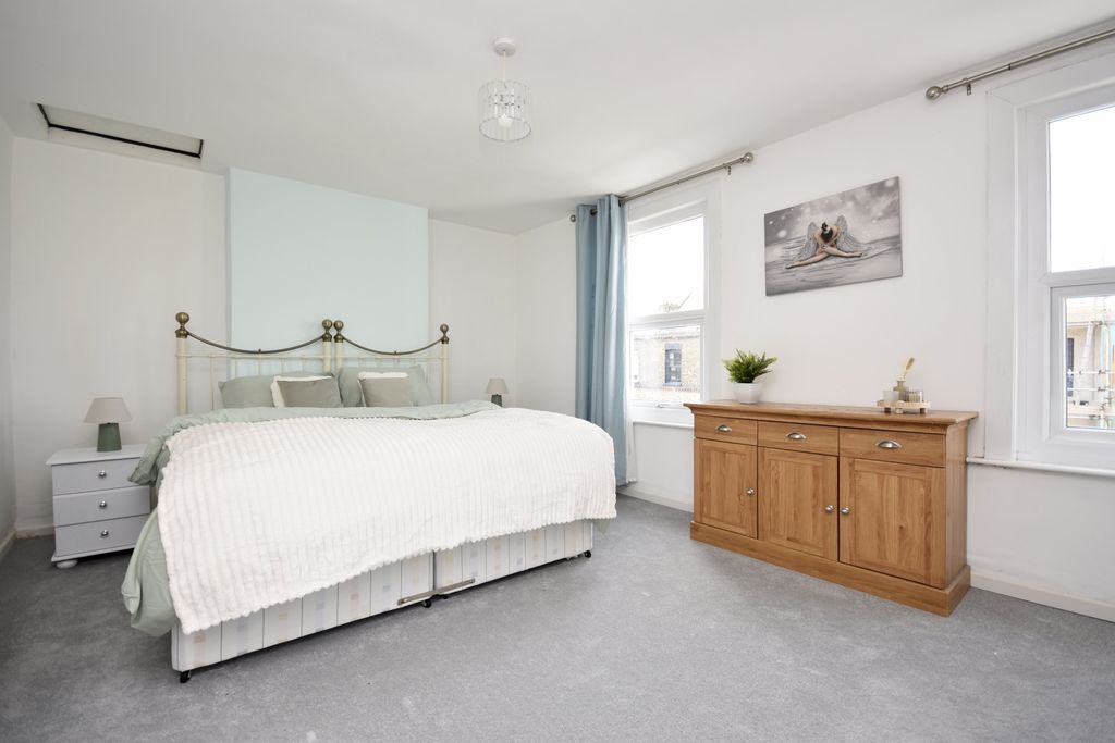 Additional image 6 of 4 bed terraced house for saleOxford Street, Margate, Kent CT9