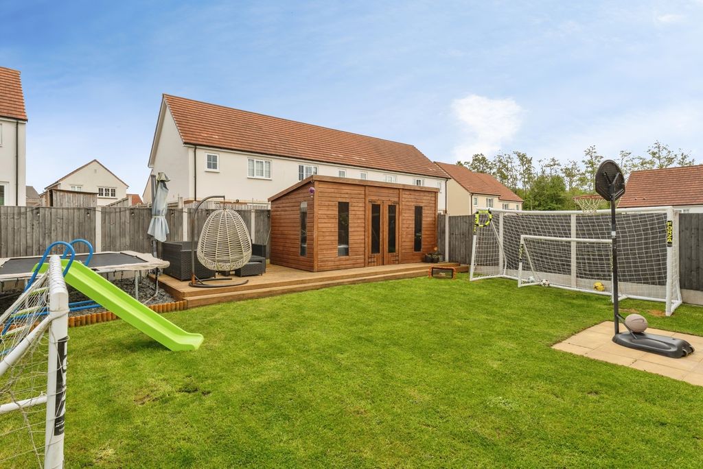 Additional image 3 of 3 bed detached house for saleLlys Carchar, Mold, Flintshire CH7