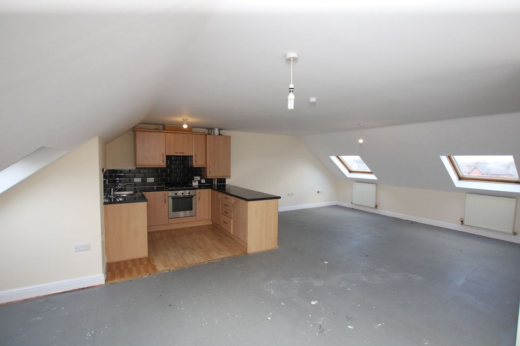 2 bed flat for saleStott Wharf, Leigh WN7 photo 4
