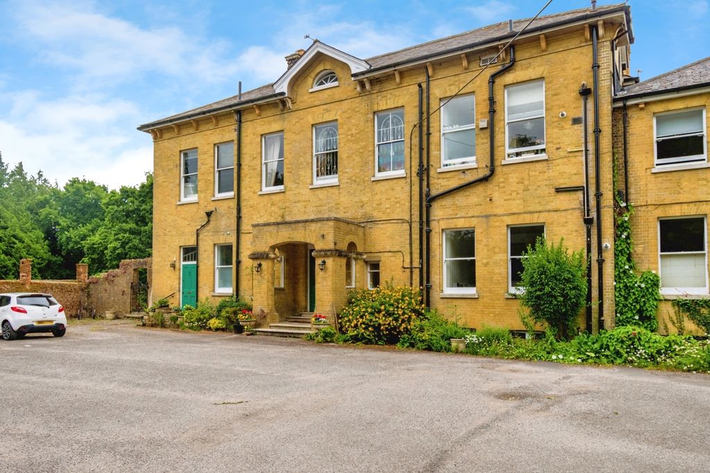 Additional image 16 of 3 bed flat for saleGosport Lane, Lyndhurst, Hampshire SO43
