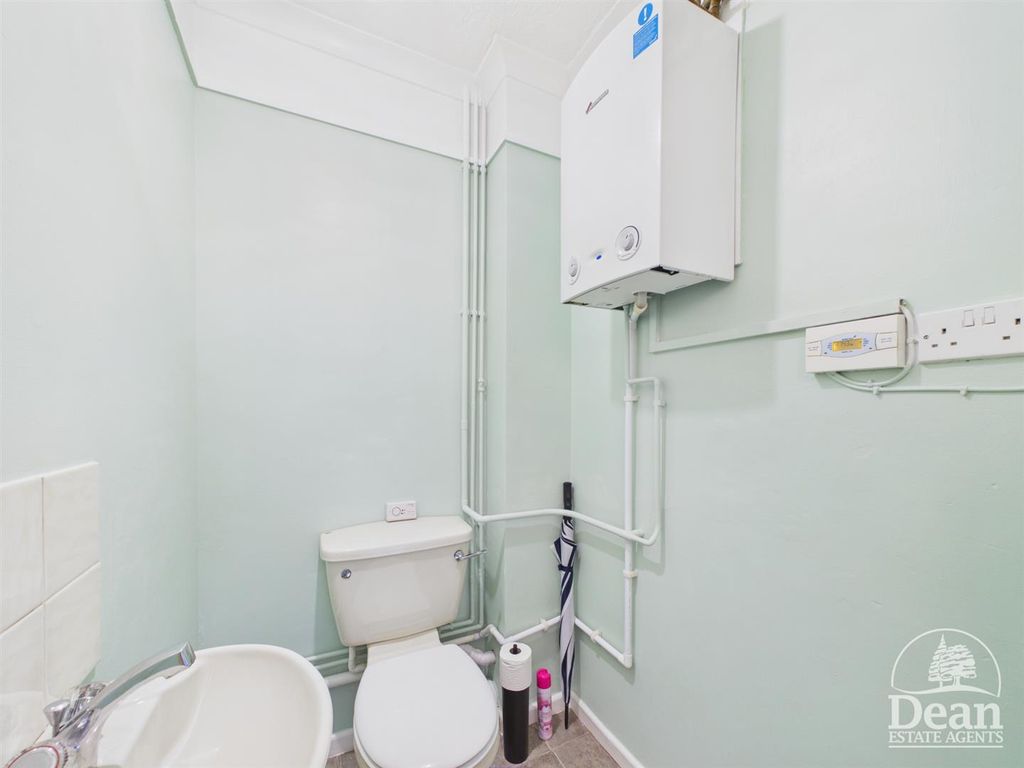 Additional image 10 of 4 bed detached house for saleThe Hawthorns, Lydney GL15