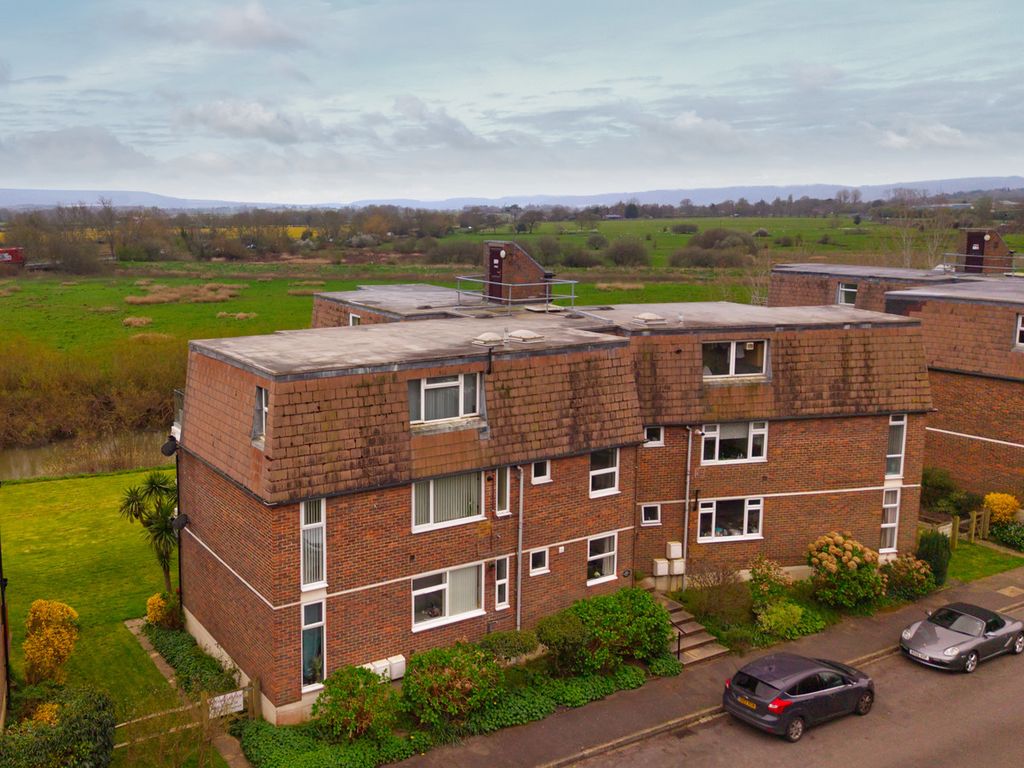 Additional image 16 of 3 bed flat for saleStation Road, Pulborough RH20