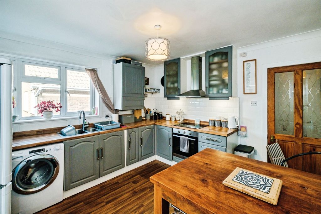 Additional image 8 of 2 bed flat for saleChester Avenue, Lancing BN15