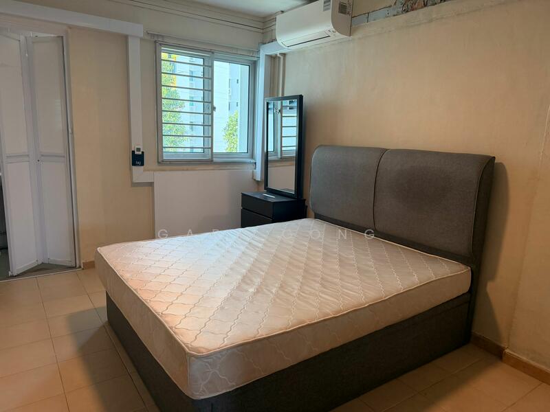 673 Hougang Avenue 8