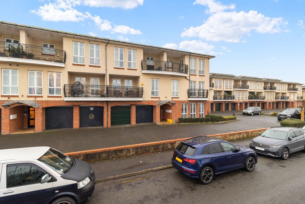 Additional image 26 of 3 bed flat for saleMariners Wharf, Fort Road, Newhaven BN9
