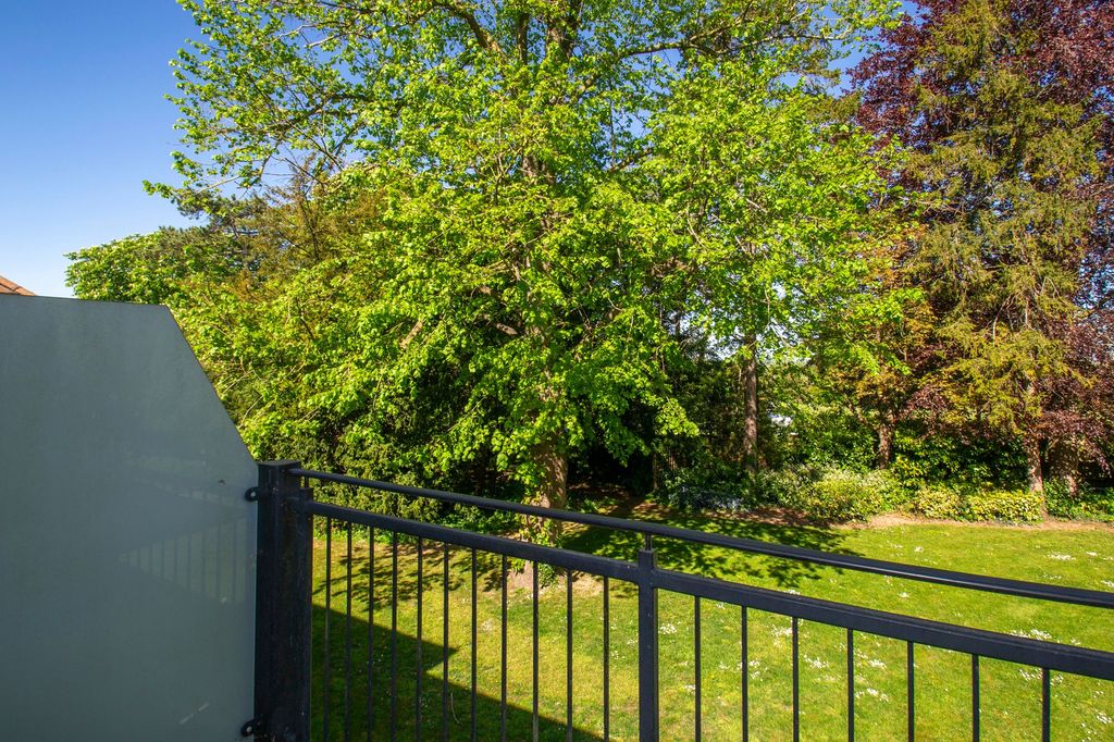 Additional image 8 of 1 bed flat for saleThe Retreat, Princes Risborough HP27