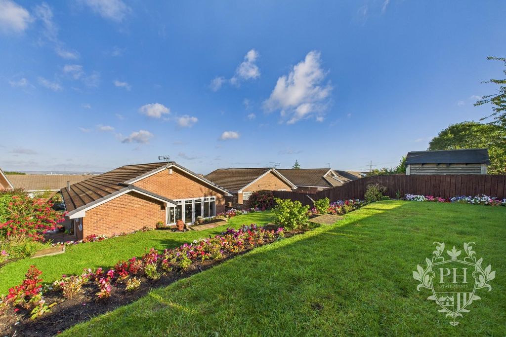 4 bed detached bungalow for saleParkgate, Middlesbrough TS6
