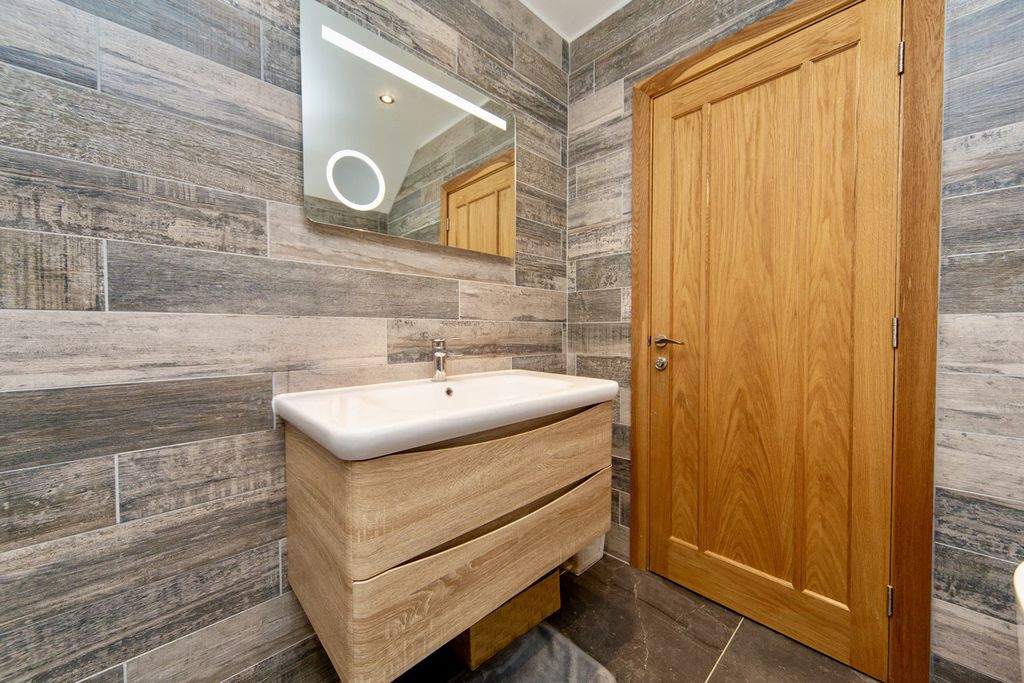 Additional image 27 of 4 bed detached house for saleRaby Park Road, Neston CH64