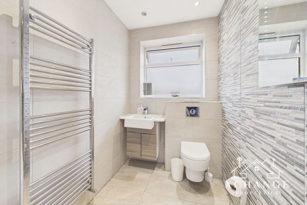 Additional image 30 of 3 bed semi-detached house for saleLutterworth Road, Nuneaton CV11