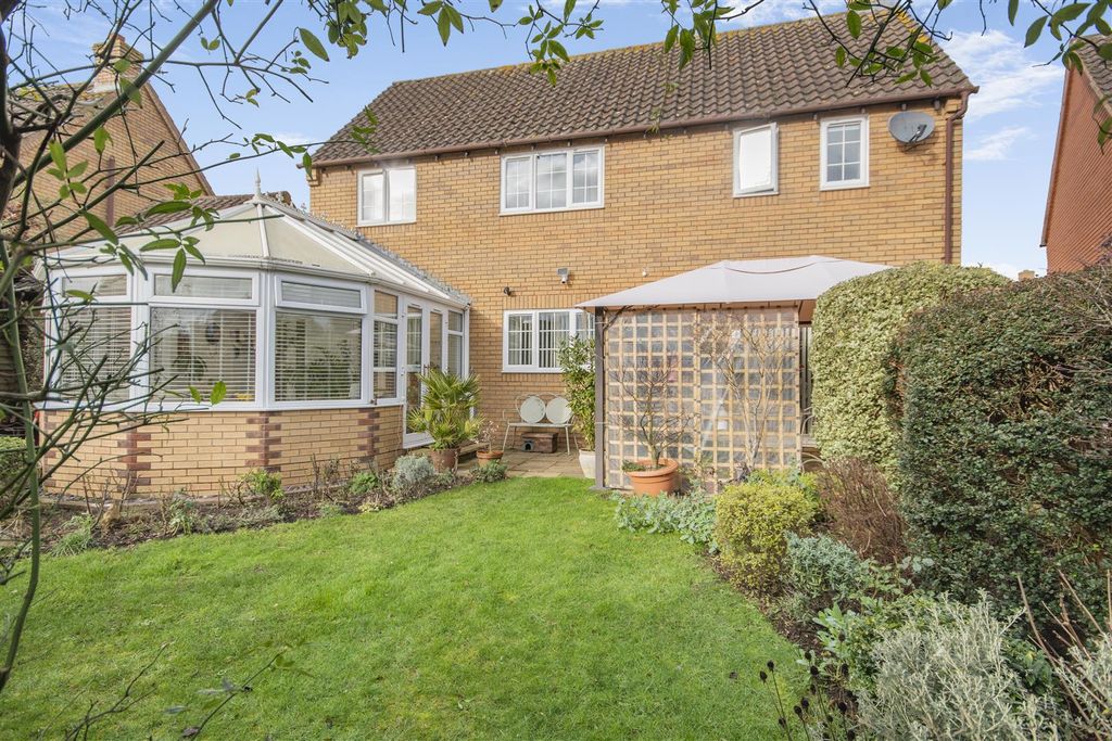 4 bed detached house for saleOnslow Road, Newent GL18