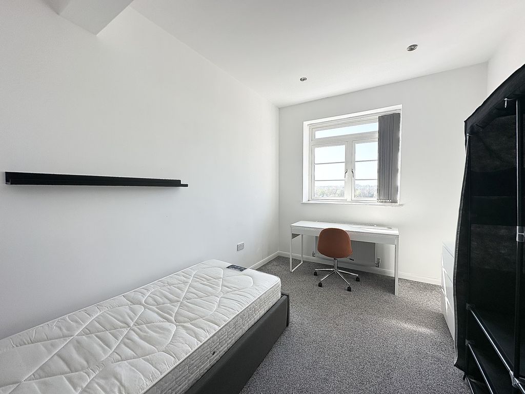 Additional image 9 of 3 bed flat for saleThe Sorting Office, West Cliff, Preston PR1