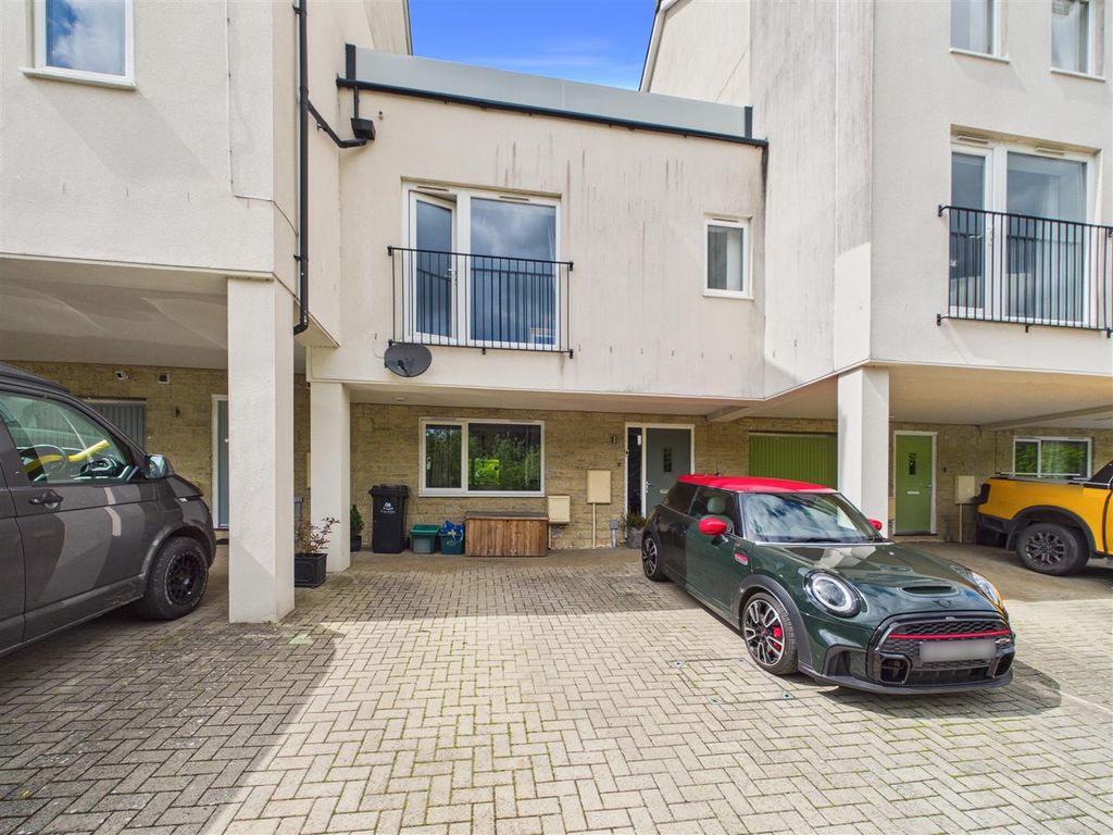 3 bed town house for saleVicarage Drive, Mitcheldean GL17