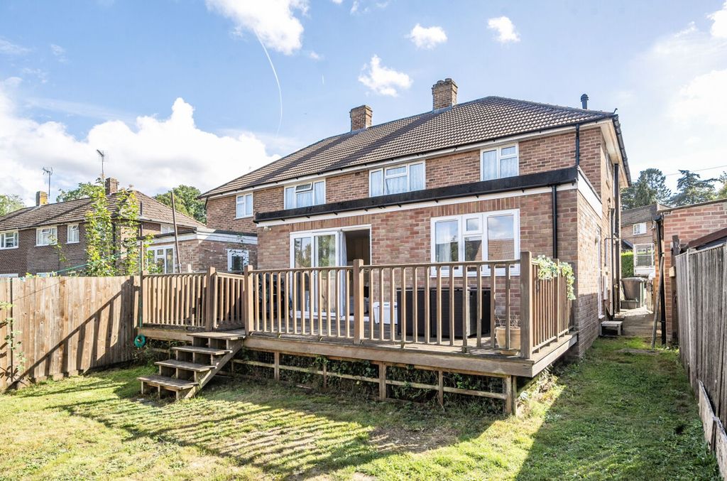 2 bed maisonette for saleCardew Road, Liss GU33