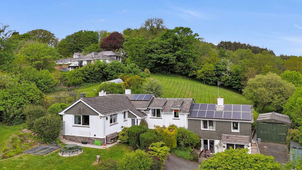 5 bed detached bungalow for saleHerodsfoot, Liskeard PL14