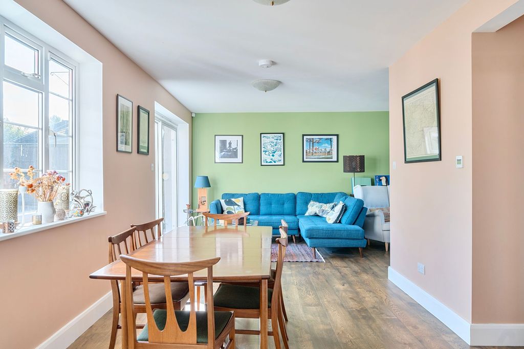 Additional image 13 of 4 bed semi-detached house for saleWest Farm Close, Ashtead KT21