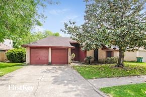 1055 Margate Drive, Pearland, TX, 77584 photo 2