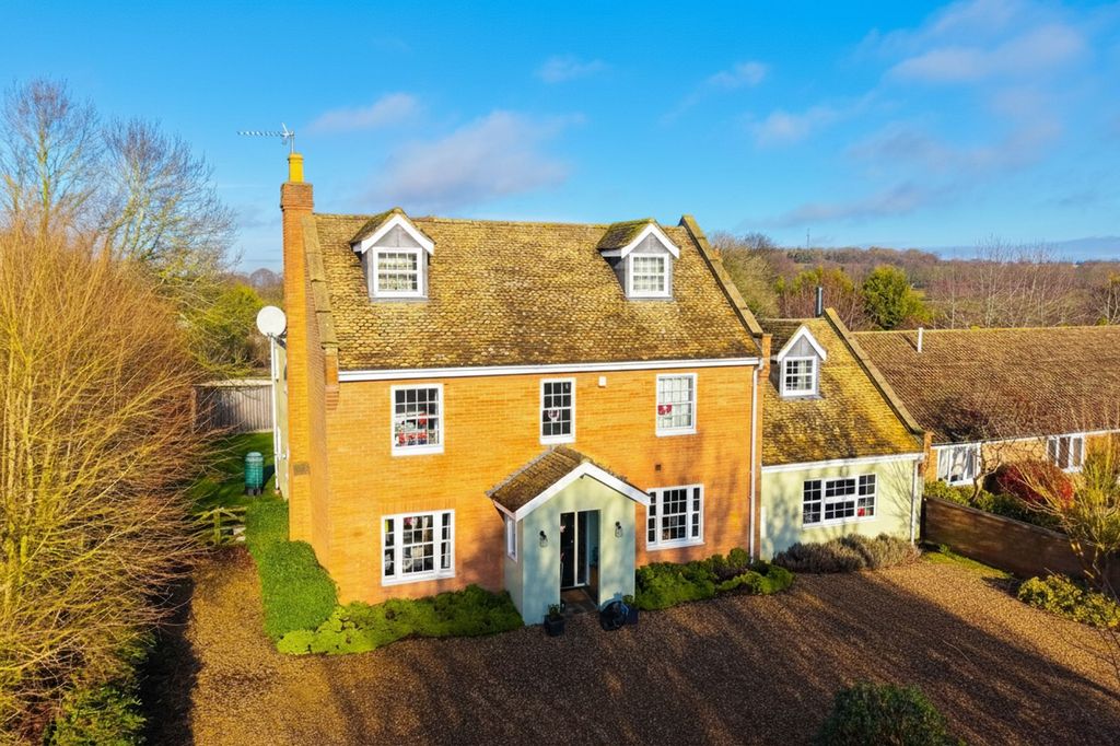 5 bed detached house for saleThe Shrubberies, Newmarket CB8