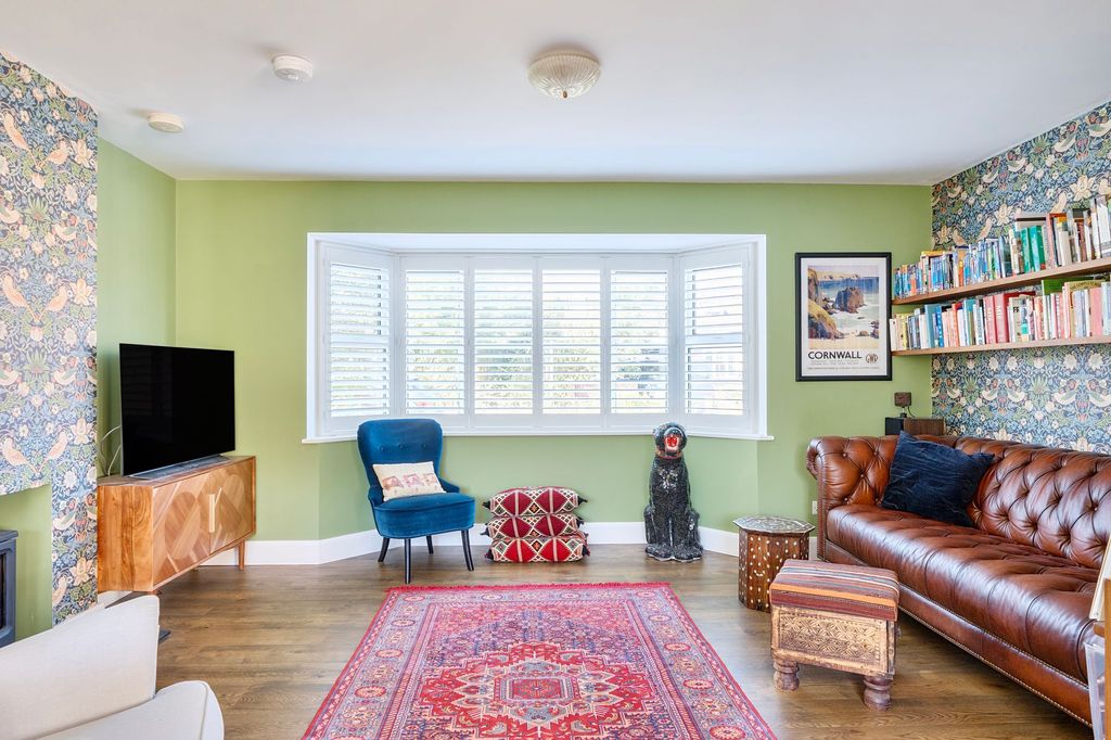 Additional image 11 of 4 bed semi-detached house for saleWest Farm Close, Ashtead KT21