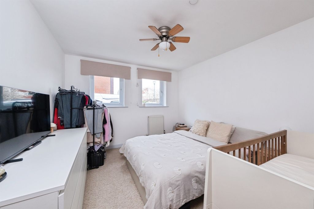 Additional image 2 of 1 bed flat for saleAddenbrookes Road, Newport Pagnell MK16