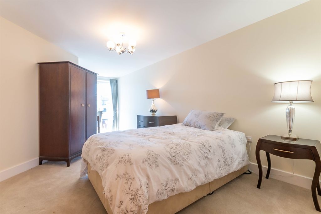 Additional image 9 of 2 bed flat for saleWhite Horse Lane, Maldon CM9