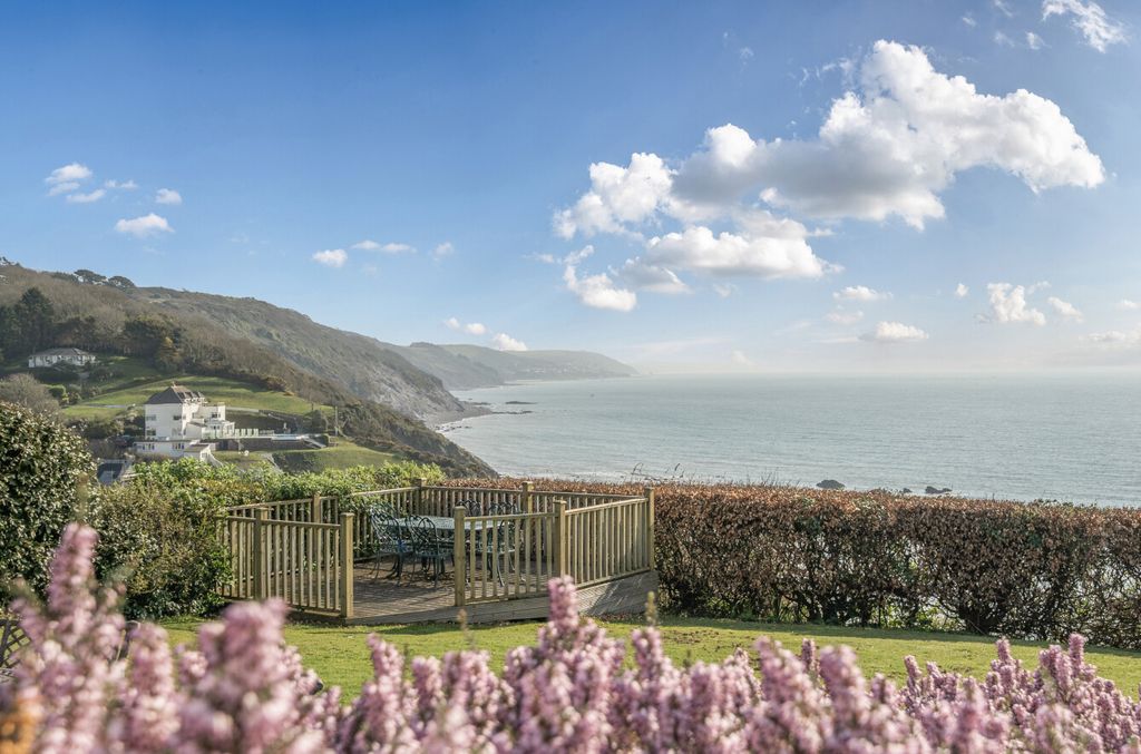 3 bed bungalow for saleKellow, East Looe, Cornwall PL13 photo 2