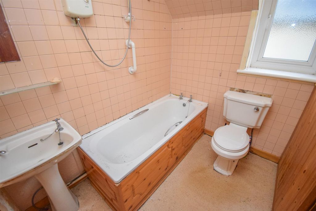 Additional image 11 of 3 bed semi-detached house for sale31 Murchison Street, Wick KW1