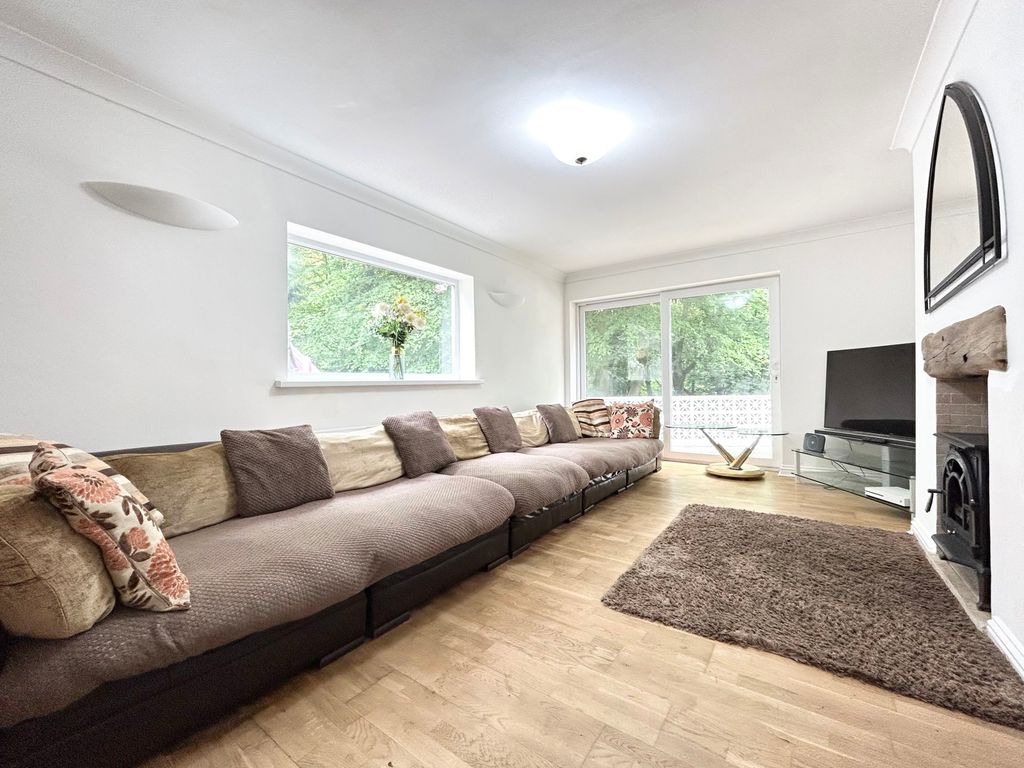 4 bed detached house for saleShadforth Close, Peterlee SR8 photo 4
