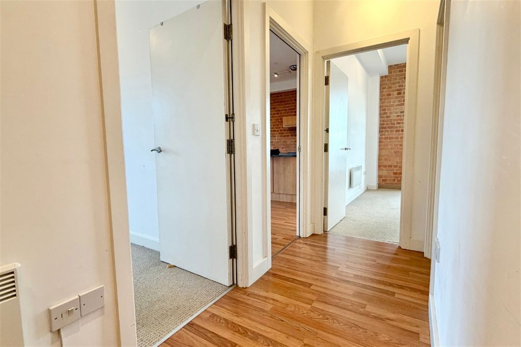 Additional image 8 of 2 bed flat for sale21 The Lace Mill, Wollaton Road, Beeston NG9