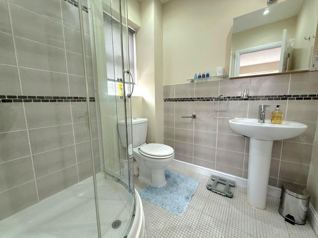 Additional image 19 of 5 bed detached house for saleBelfry Lane, Collingtree Park, Northampton NN4