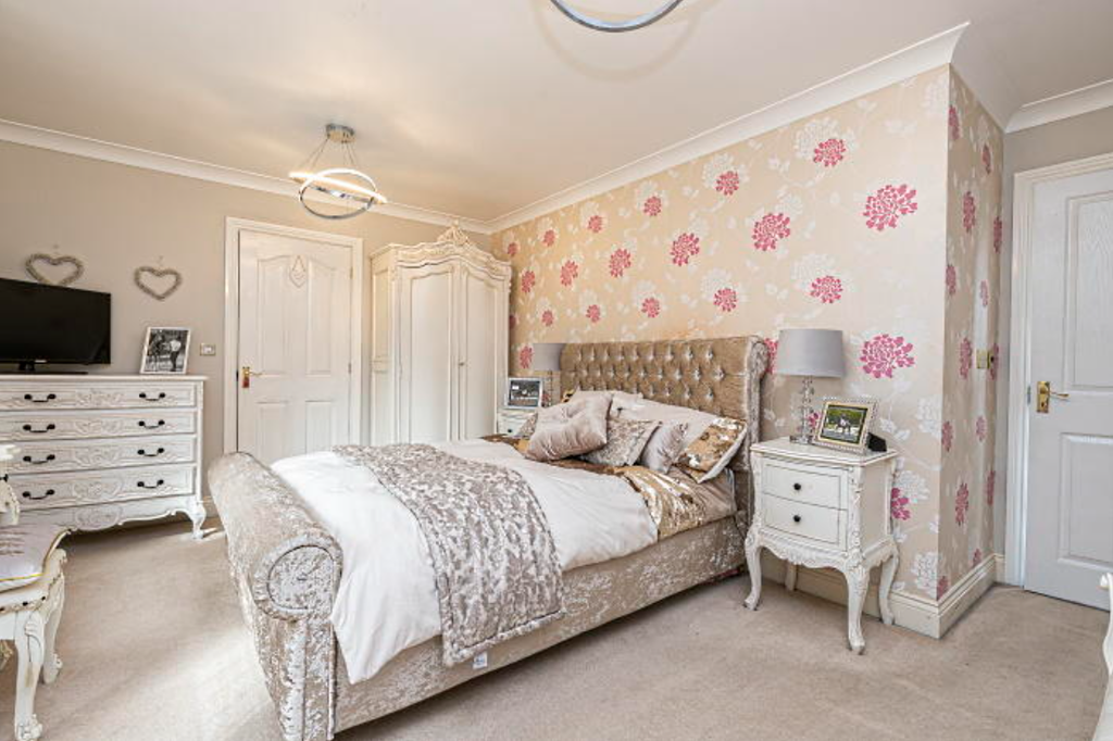 Additional image 11 of 4 bed terraced house for saleThe Sycamores, Essex CM5
