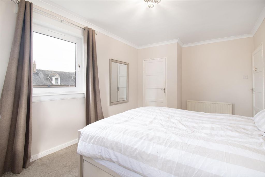 Additional image 18 of 3 bed property for saleChristies Lane, Montrose DD10