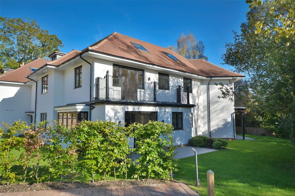 Additional image 5 of 3 bed flat for saleWells Place, West Chiltington, Pulborough, West Sussex RH20