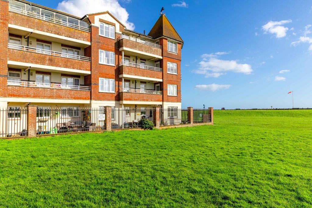 Additional image 23 of 2 bed flat for saleBrighton Road, Lancing BN15