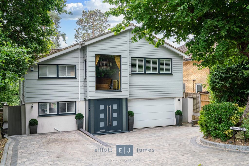 4 bed detached house for saleWoodbury Hill, Loughton IG10