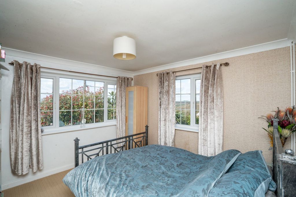 5 bed detached house for saleThe Reddings, Lydbrook, Gloucestershire GL17 photo 5