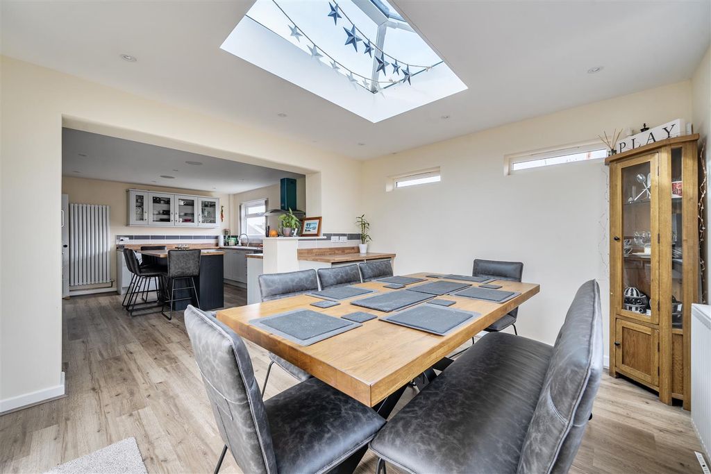 Additional image 8 of 3 bed detached bungalow for saleAshfield Park, Martock TA12