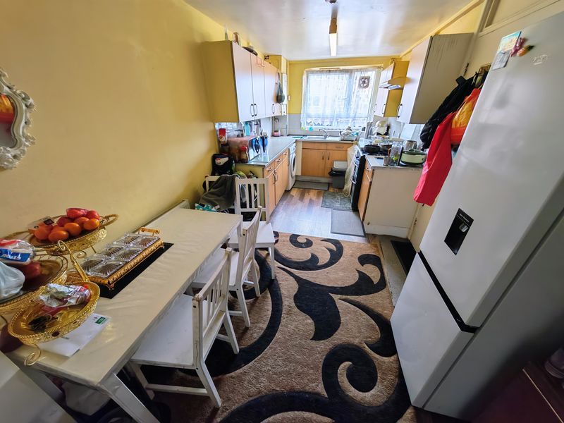 Additional image 9 of 3 bed flat for saleStroud Field, Northolt UB5