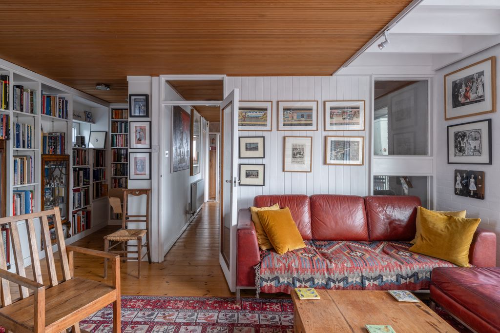 Additional image 12 of 4 bed end terrace house for saleJack House, Portsmouth, Hampshire PO1