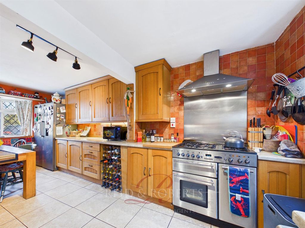 Additional image 9 of 5 bed cottage for saleWesley Place, Mold CH7