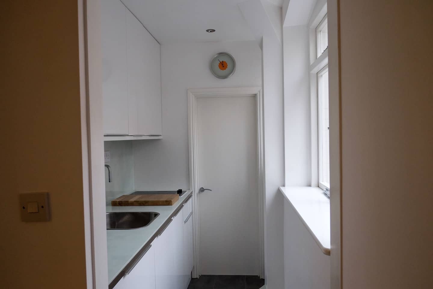 Studio Flat, Sandwich House, WC1H, N1 7GU photo 2