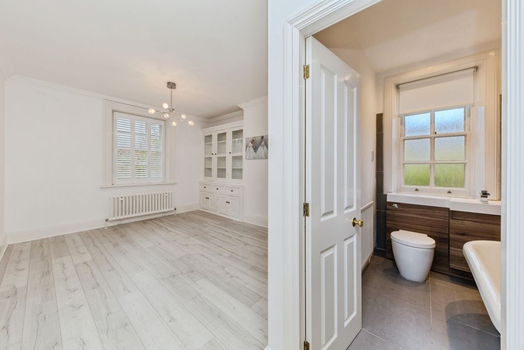 Additional image 14 of 2 bed flat for saleBlandford Drive, Macclesfield, Cheshire SK11