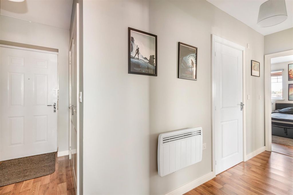 Additional image 11 of 2 bed flat for saleSchoolgate Drive, Morden SM4