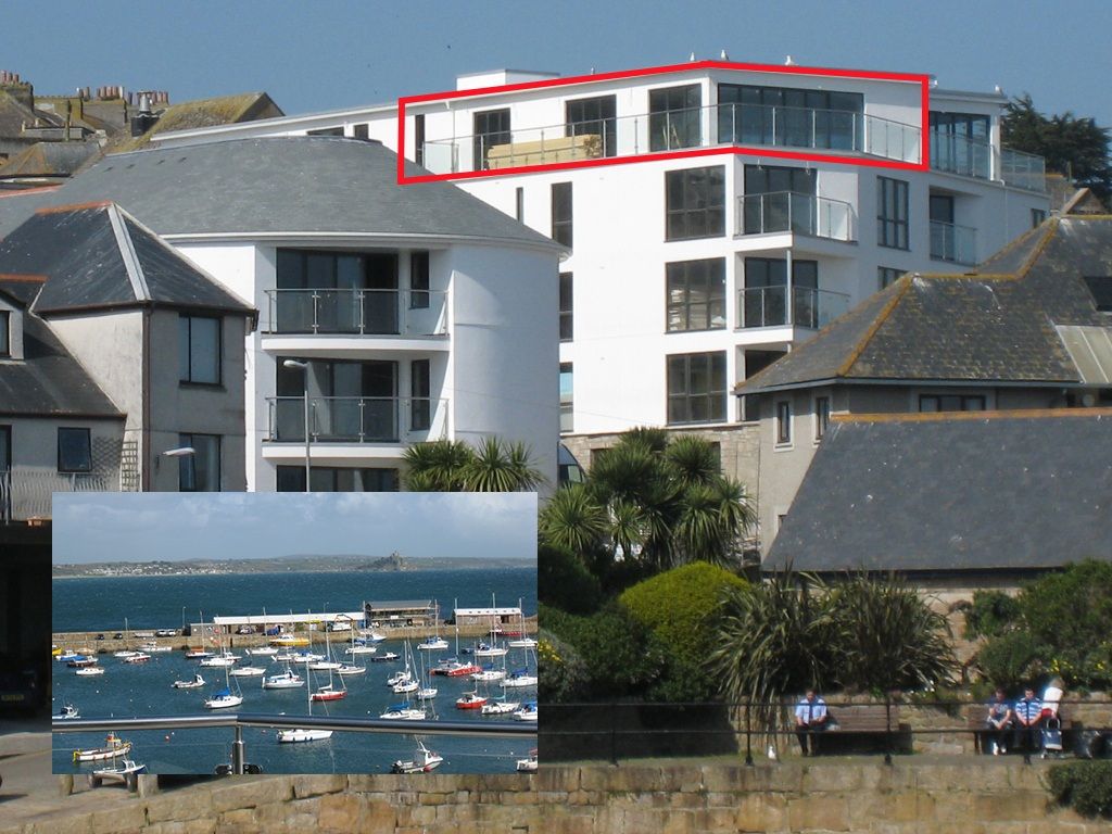 2 bed flat for saleJennings Street, Penzance TR18