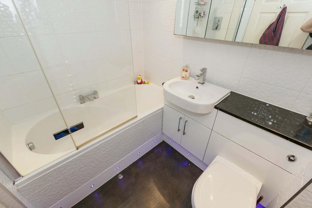 Additional image 9 of 4 bed detached house for saleMill Road, Lancing BN15
