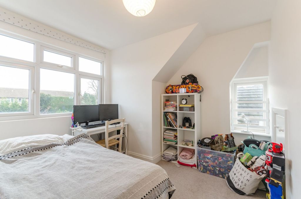 Additional image 11 of 3 bed maisonette for saleWestbury Road, New Malden KT3