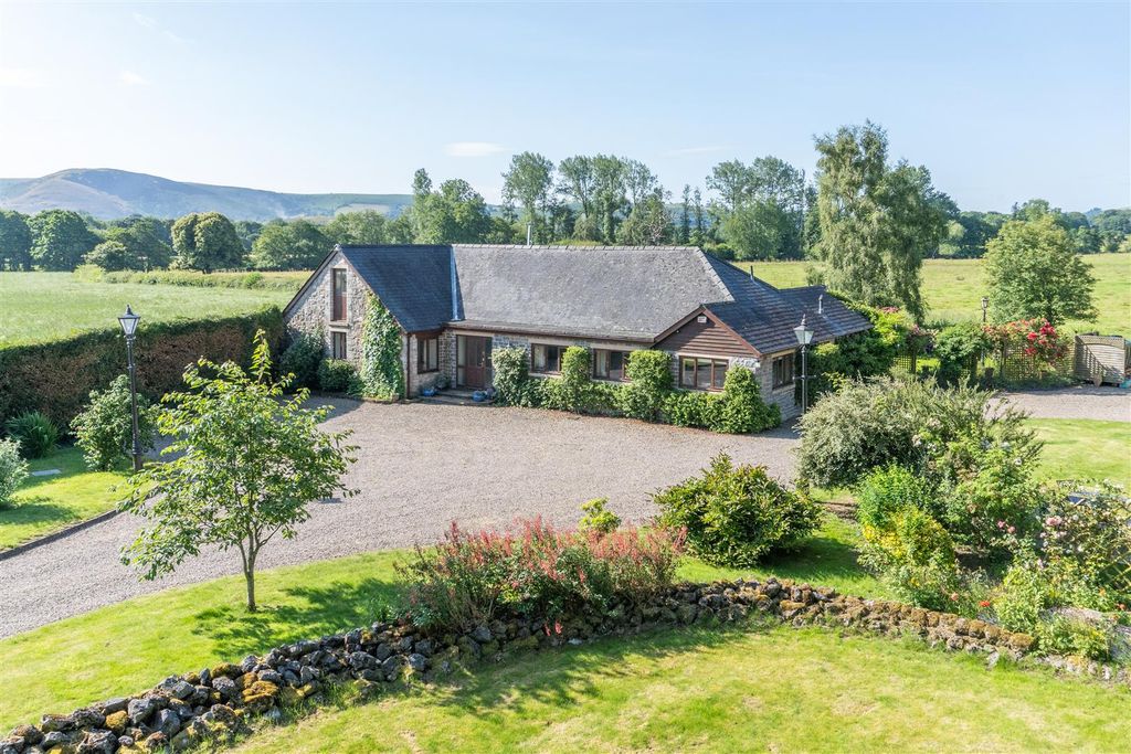 4 bed property for saleWalton, Presteigne LD8