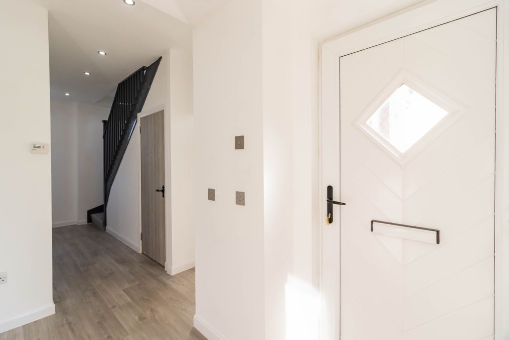 Additional image 10 of 3 bed semi-detached house for saleRosehill Road, Montrose DD10