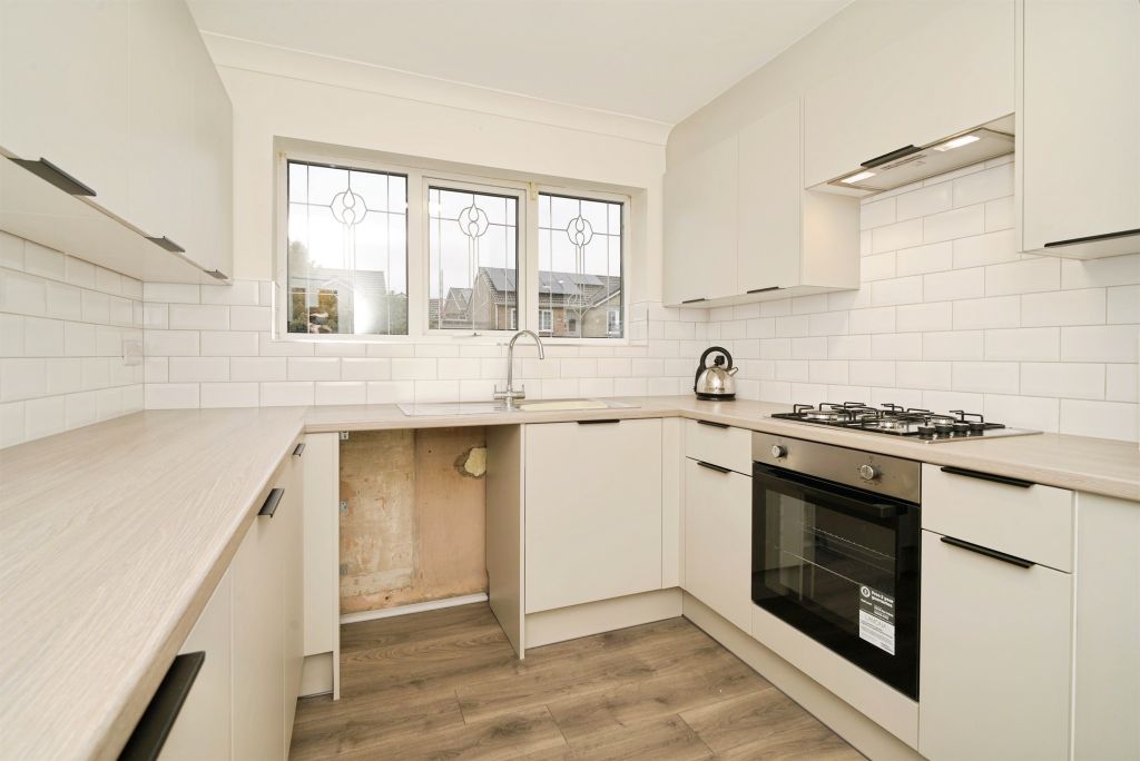 2 bed detached bungalow for saleTowcester Way, Mexborough S64 photo 3