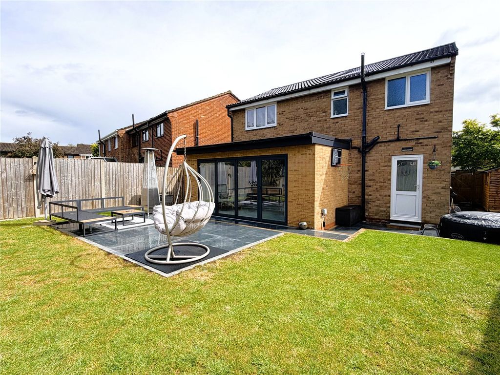Additional image 17 of 4 bed detached house for saleSt Athan Close, Melksham, Wiltshire SN12